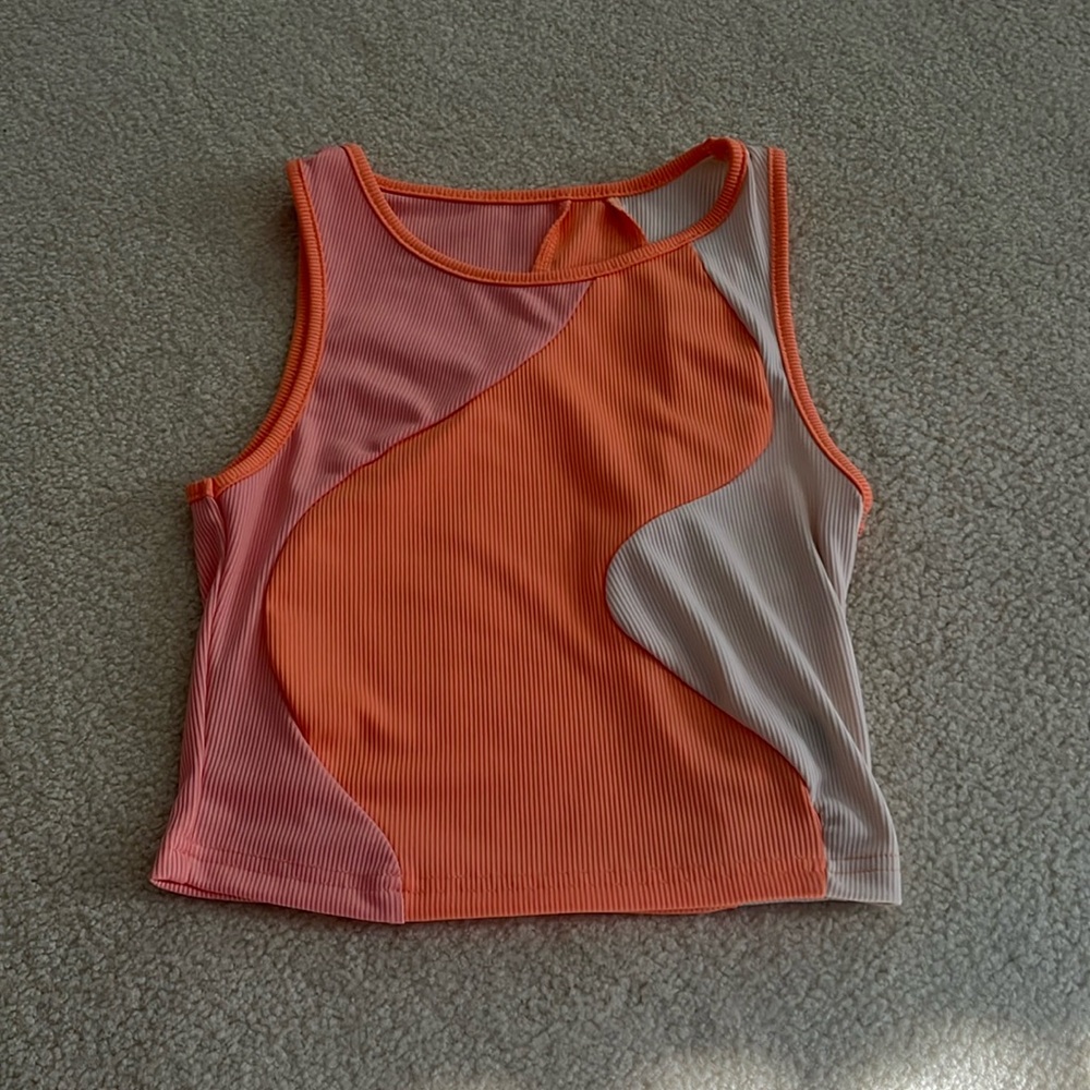 Women’s multi colored tank top crop top